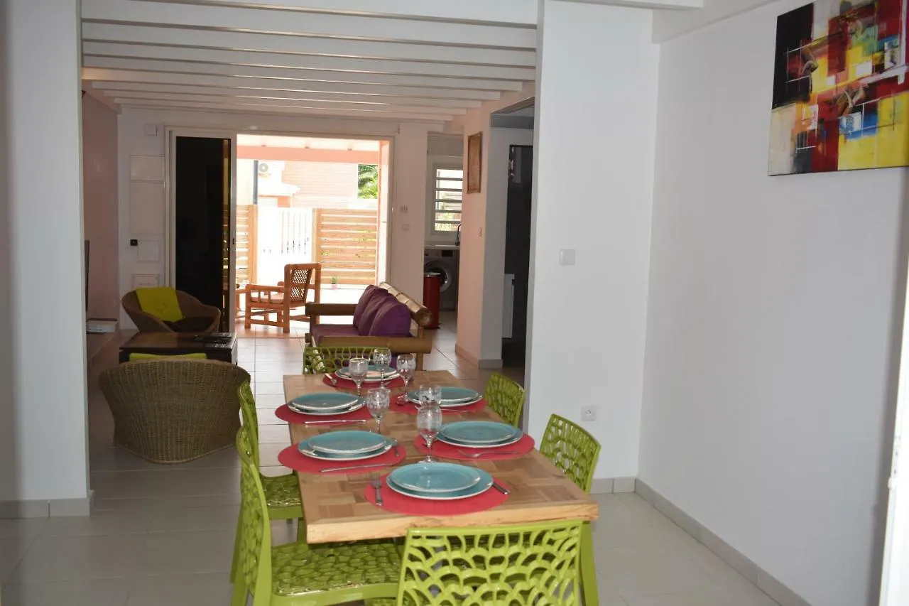 Maison Ti Bambou Les Trois-Ilets 0*,